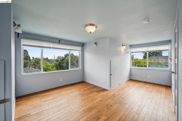 2140 Woolsey St, Berkeley, CA 94705