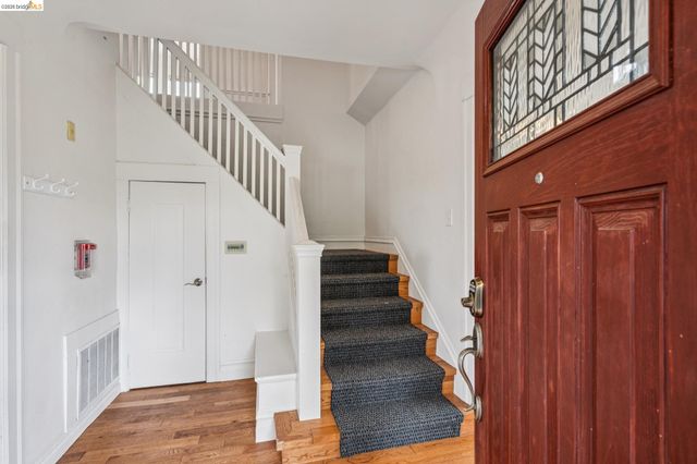 2140 Woolsey St, Berkeley, CA 94705