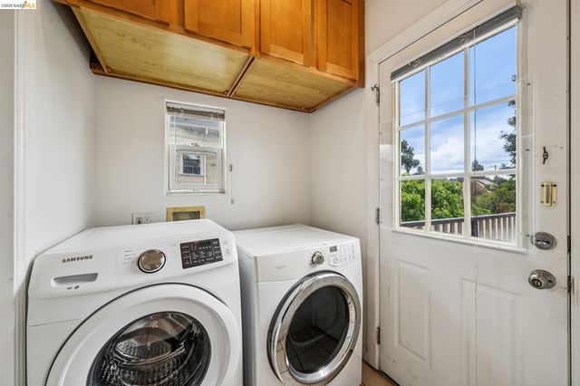 2140 Woolsey St, Berkeley, CA 94705