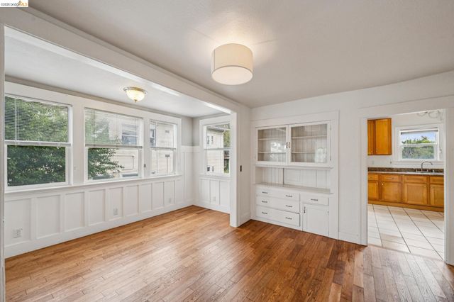 2140 Woolsey St, Berkeley, CA 94705