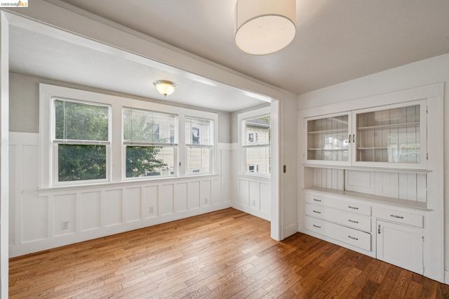 2140 Woolsey St, Berkeley, CA 94705