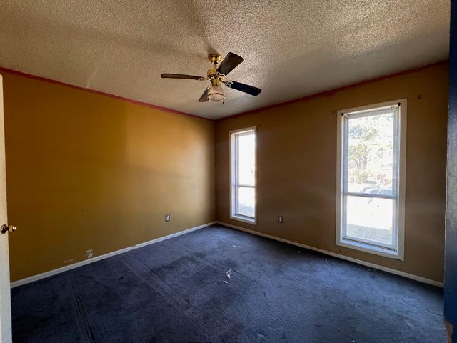 5349 ABBEYCREST DR, Memphis, TN 38109