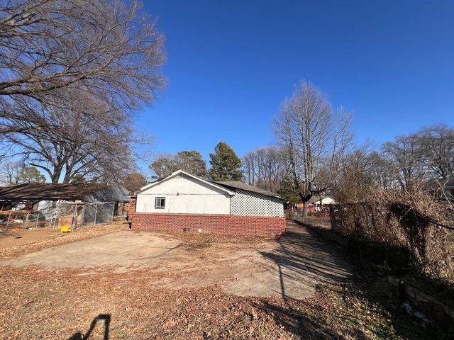 5349 ABBEYCREST DR, Memphis, TN 38109