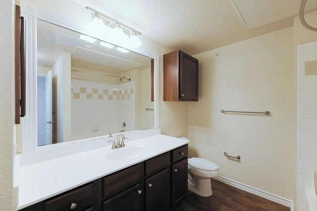 9900 McNeil DR 7-07305, Austin, TX 78750