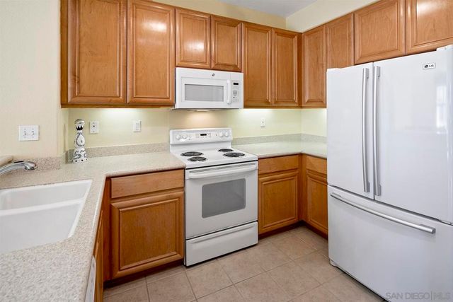 350 K 511, San Diego, CA 92101