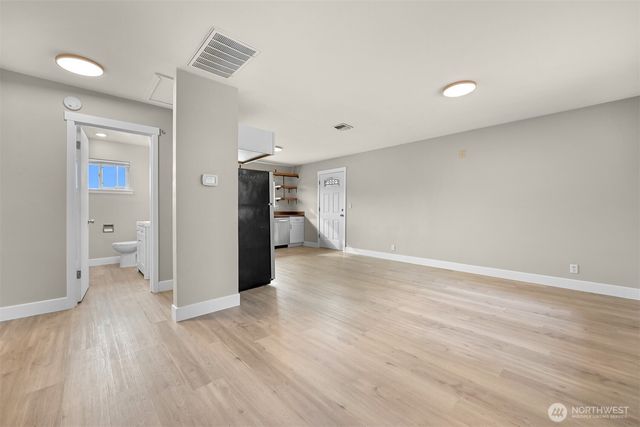 310 W 3rd Street, Nooksack, WA 98276