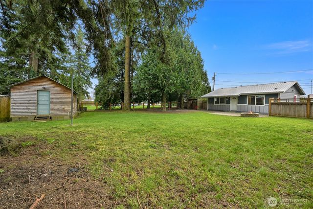 310 W 3rd Street, Nooksack, WA 98276
