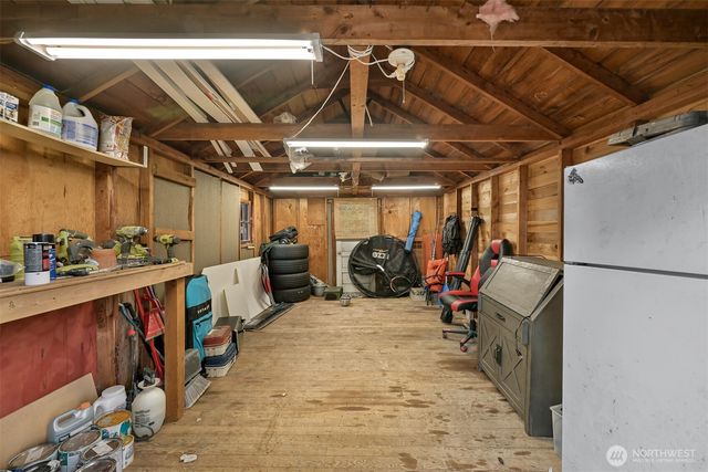 310 W 3rd Street, Nooksack, WA 98276