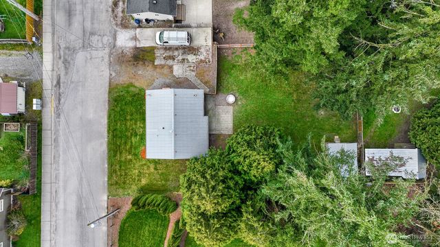 310 W 3rd Street, Nooksack, WA 98276