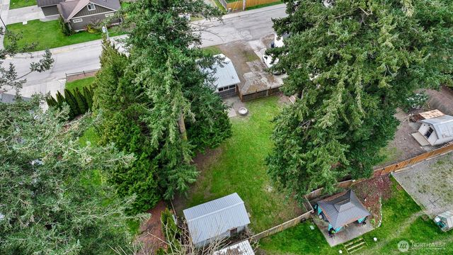 310 W 3rd Street, Nooksack, WA 98276