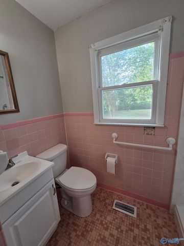 2218 Norris Road NW, Huntsville, AL 35810
