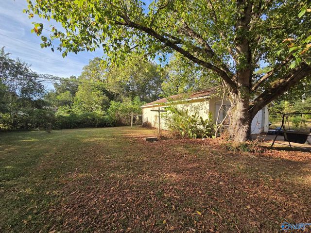2218 Norris Road NW, Huntsville, AL 35810