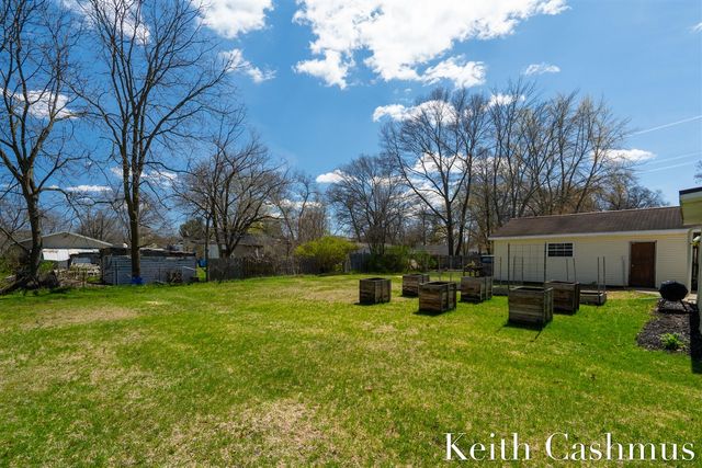 1274 Oaklea Street, Muskegon, MI 49442