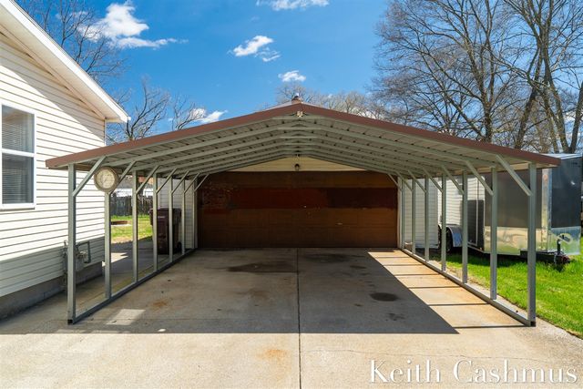 1274 Oaklea Street, Muskegon, MI 49442