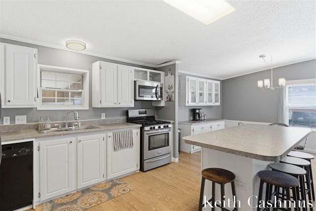 1274 Oaklea Street, Muskegon, MI 49442
