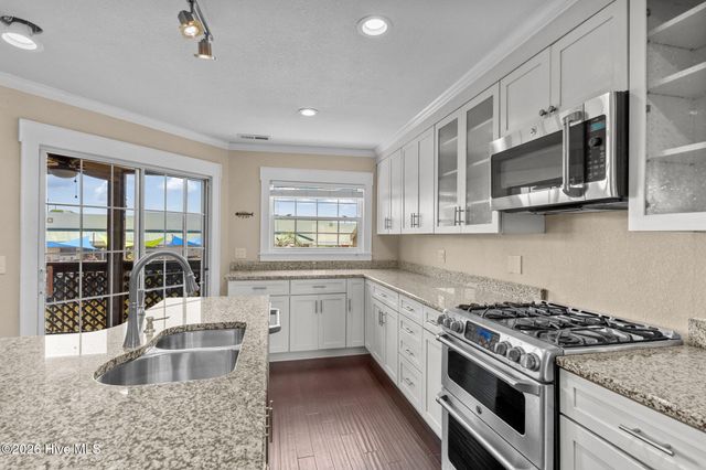 8711 Plantation Drive 302, Emerald Isle, NC 28594