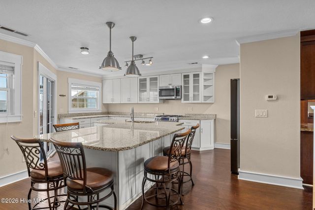 8711 Plantation Drive 302, Emerald Isle, NC 28594