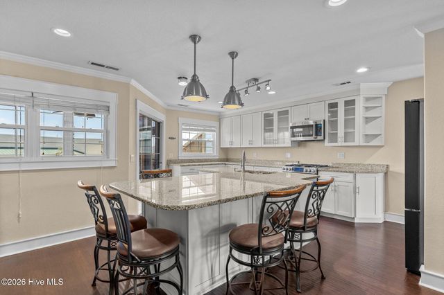 8711 Plantation Drive 302, Emerald Isle, NC 28594