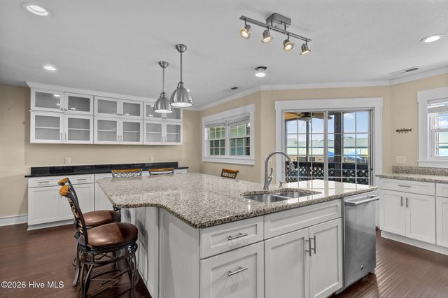 8711 Plantation Drive 302, Emerald Isle, NC 28594