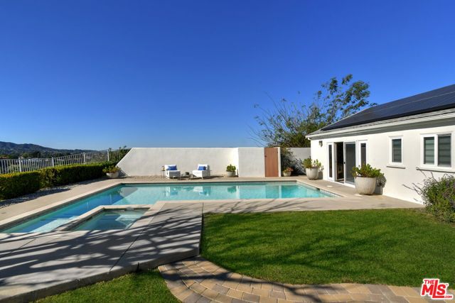 3635 Fawndale Place, Sherman Oaks, CA 91403