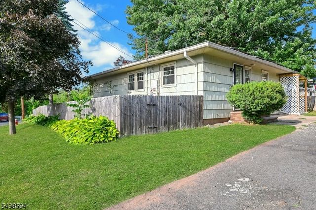 315 Canal Rd, South Bound Brook Boro, NJ 08880