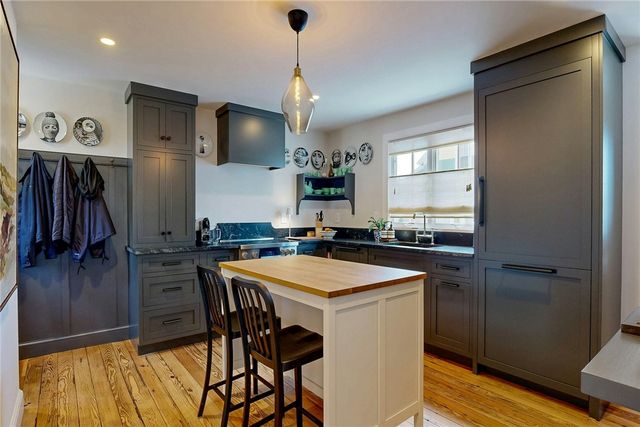 129 Cedar Avenue, East Providence, RI 02915