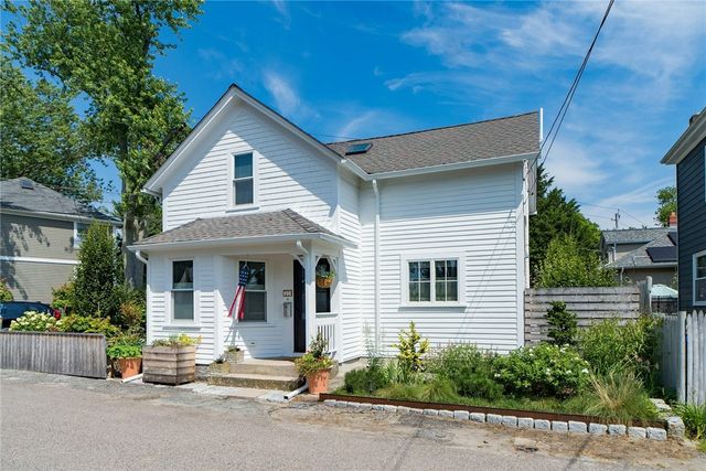 129 Cedar Avenue, East Providence, RI 02915