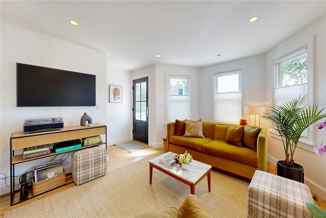 129 Cedar Avenue, East Providence, RI 02915