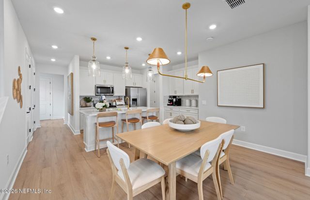 320 FISHTAIL Place, Palm Coast, FL 32164