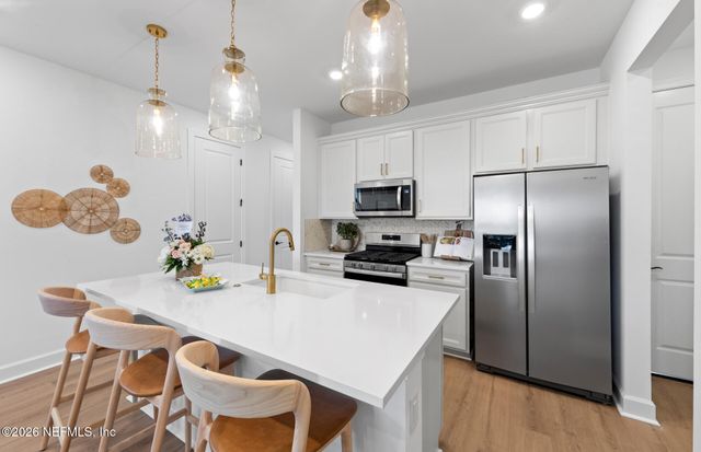 320 FISHTAIL Place, Palm Coast, FL 32164