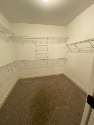 45 OAK HOLLOW DR, Oakland, TN 38060