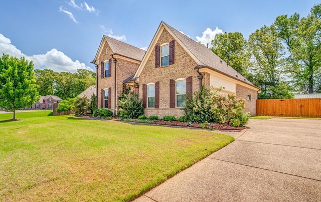 45 OAK HOLLOW DR, Oakland, TN 38060