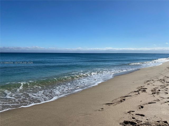 3540 S Ocean Blvd 216, South Palm Beach, FL 33480