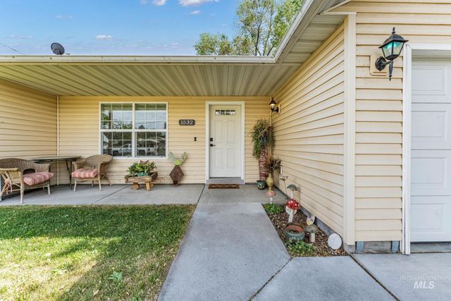 1532 E 3rd Ave, Twin Falls, ID 83301