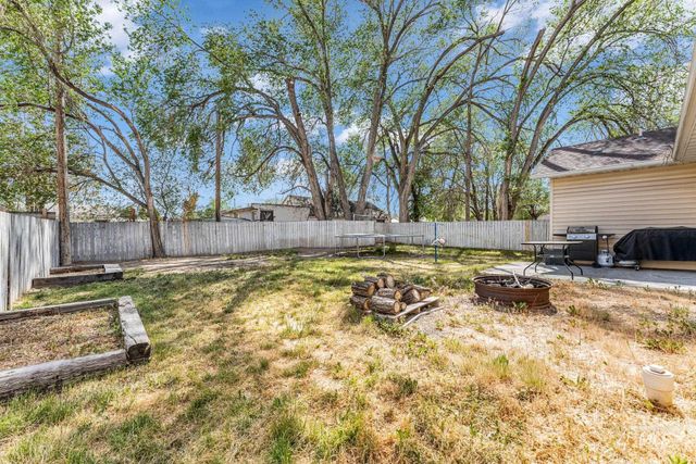 1532 E 3rd Ave, Twin Falls, ID 83301