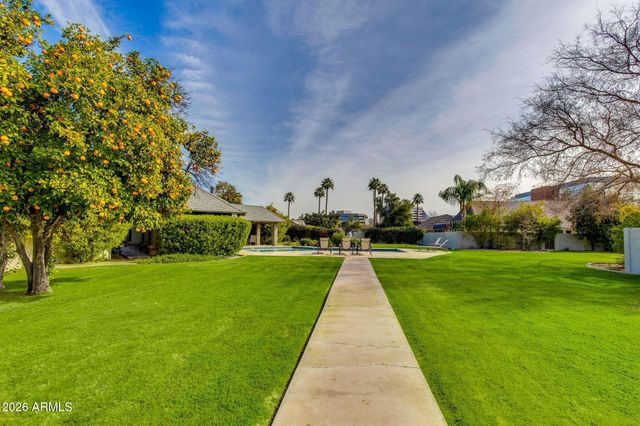 2038 E PASADENA Avenue, Phoenix, AZ 85016