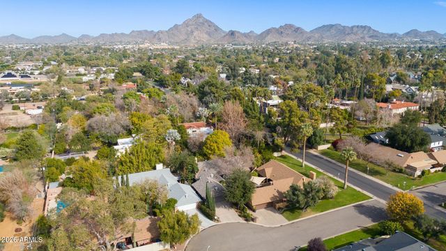 2038 E PASADENA Avenue, Phoenix, AZ 85016