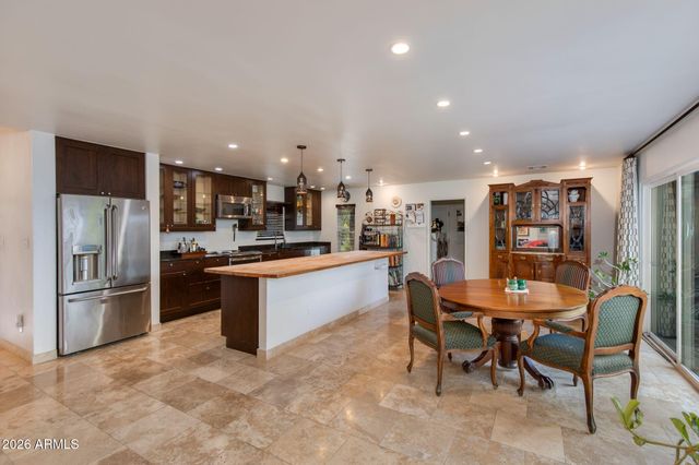 2038 E PASADENA Avenue, Phoenix, AZ 85016