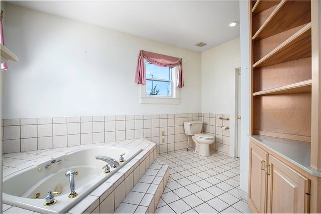 392-394 Lexington Road, Versailles, KY 40383