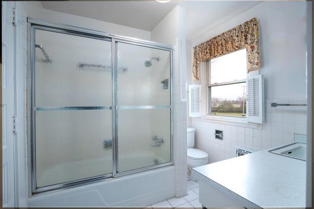 392-394 Lexington Road, Versailles, KY 40383