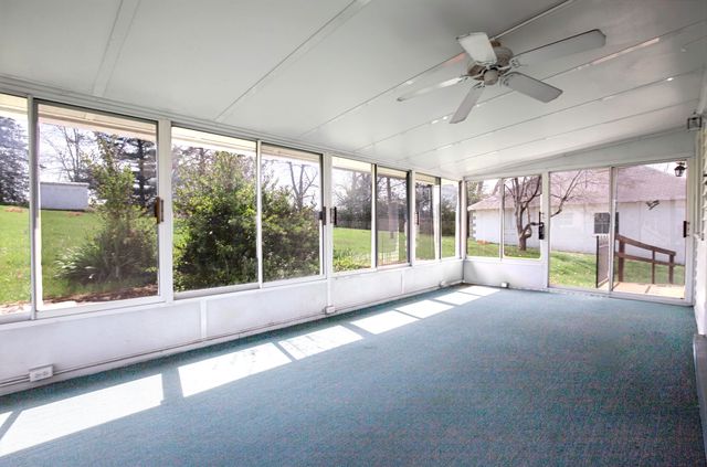 392-394 Lexington Road, Versailles, KY 40383