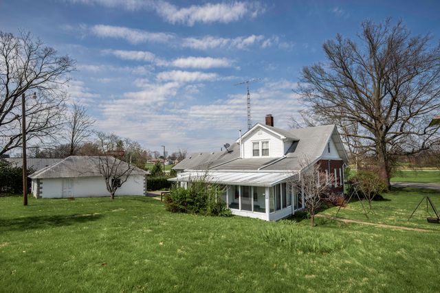 392-394 Lexington Road, Versailles, KY 40383