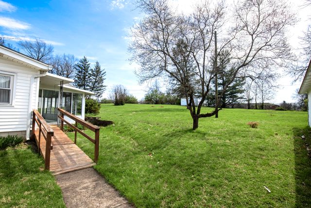 392-394 Lexington Road, Versailles, KY 40383