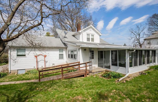 392-394 Lexington Road, Versailles, KY 40383