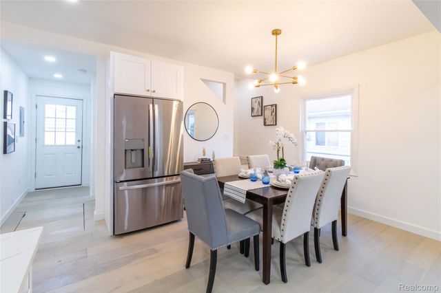 1326 Mohawk Avenue, Royal Oak, MI 48067