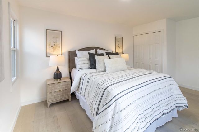 1326 Mohawk Avenue, Royal Oak, MI 48067