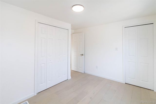 1326 Mohawk Avenue, Royal Oak, MI 48067