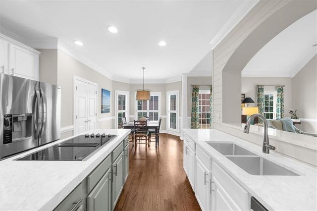 340 Laurel Oak Drive, Suwanee, GA 30024