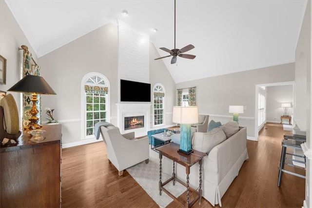 340 Laurel Oak Drive, Suwanee, GA 30024