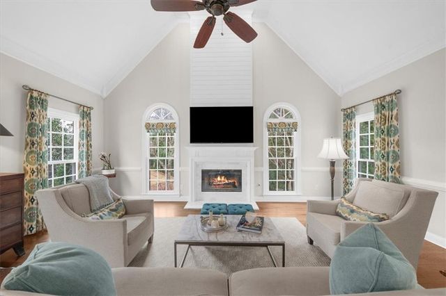 340 Laurel Oak Drive, Suwanee, GA 30024